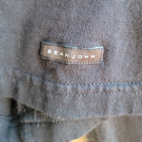 Sean John Original Fit Black & Gold Logo T-Shirt. Size- XXL - Picture 6 of 9